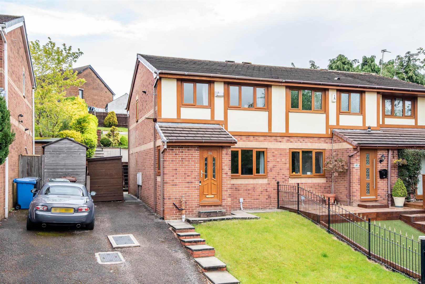 3 bed property in Athol Grove, Chorley